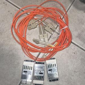 3-Cisco GBIC transceiver 30-0759-01 1000 BASE-SX With 3 Fiber Cables