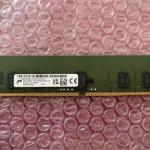 Micron 8GB 1Rx8 RDIMM DDR4-3200 MHz PC4-25600 MTA9ASF1G72PZ-3G2J3UI