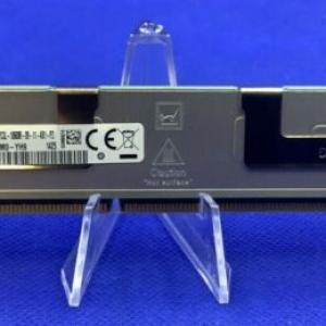 M393B4G70BM0-YH9 SAMSUNG 32GB (1X32GB) 4RX4 PC3L-10600R SERVER MEMORY