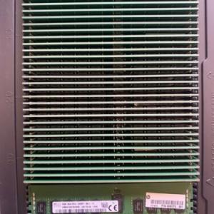 Hynix HMA41GR7AFR4N-UH 8GB 1Rx4 PC4-19200 DDR4-2400 ECC Registered Dimm